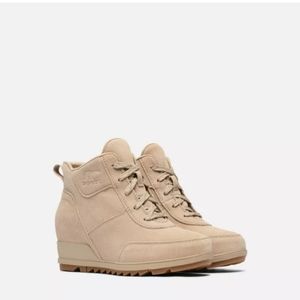 Sorel Evie Sport Lace Boots